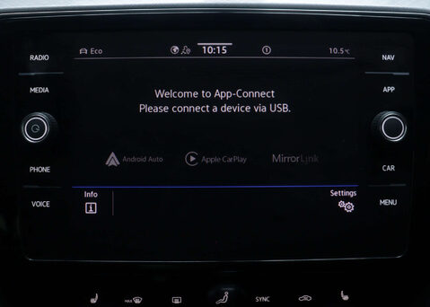 Volkswagen Passat 1.4 Passat GTe Semi-Auto 4dr 25