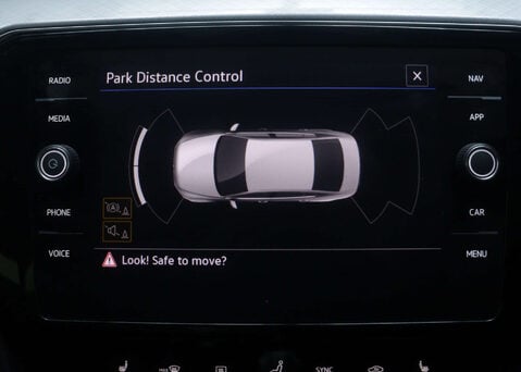 Volkswagen Passat 1.4 Passat GTe Semi-Auto 4dr 32