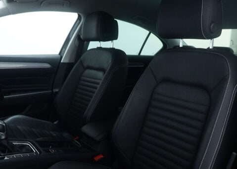 Volkswagen Passat 1.4 Passat GTe Semi-Auto 4dr 49