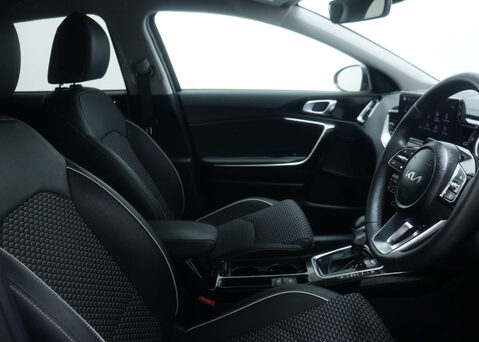 Kia Xceed 1.6 XCeed 3 PHEV Semi-Auto 5dr 42