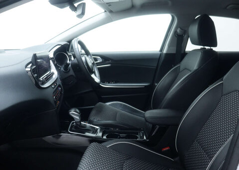 Kia Xceed 1.6 XCeed 3 PHEV Semi-Auto 5dr 46