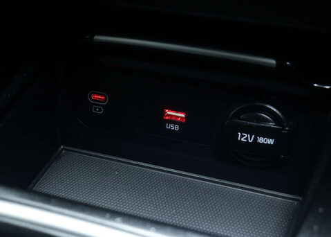 Kia Xceed 1.6 XCeed 3 PHEV Semi-Auto 5dr 33