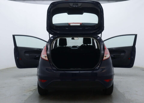 Ford Fiesta 1.5 Fiesta Base TDCi 3dr 46