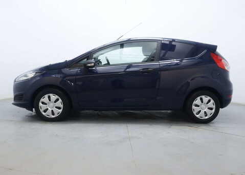 Ford Fiesta 1.5 Fiesta Base TDCi 3dr 8