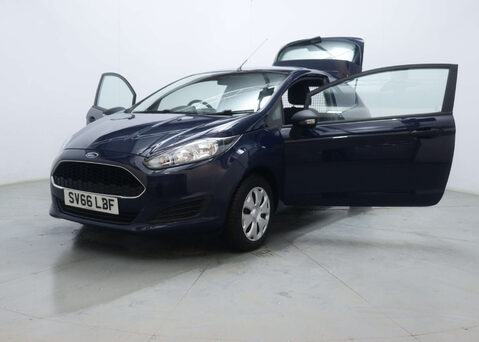 Ford Fiesta 1.5 Fiesta Base TDCi 3dr 44