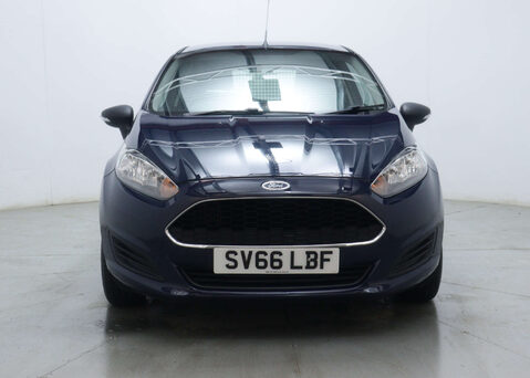 Ford Fiesta 1.5 Fiesta Base TDCi 3dr 5
