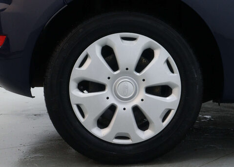 Ford Fiesta 1.5 Fiesta Base TDCi 3dr 13