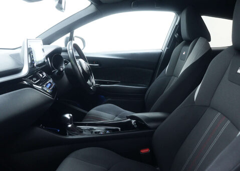 Toyota C-HR 1.8 C-HR GR Sport HEV CVT 5dr 46