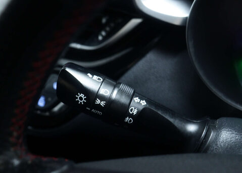 Toyota C-HR 1.8 C-HR GR Sport HEV CVT 5dr 38