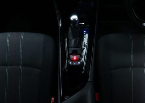 Toyota C-HR 1.8 C-HR GR Sport HEV CVT 5dr 21