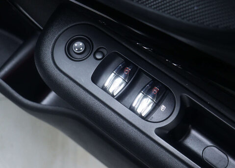 Mini Clubman 1.5 Clubman Cooper Auto 6dr 35