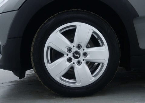 Mini Clubman 1.5 Clubman Cooper Auto 6dr 15