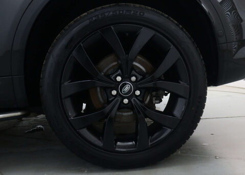 Land Rover Discovery Sport 1.5 Discovery Sport R-Dynamic SE P300e Auto 4WD 5dr 15