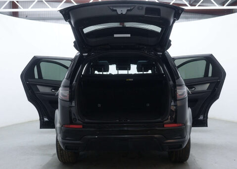 Land Rover Discovery Sport 1.5 Discovery Sport R-Dynamic SE P300e Auto 4WD 5dr 60