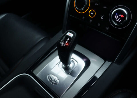 Land Rover Discovery Sport 1.5 Discovery Sport R-Dynamic SE P300e Auto 4WD 5dr 33