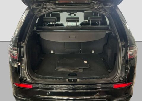 Land Rover Discovery Sport 1.5 Discovery Sport R-Dynamic SE P300e Auto 4WD 5dr 11