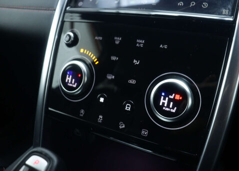 Land Rover Discovery Sport 1.5 Discovery Sport R-Dynamic SE P300e Auto 4WD 5dr 31