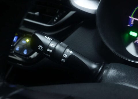 Toyota C-HR 1.8 C-HR Icon HEV CVT 5dr 31