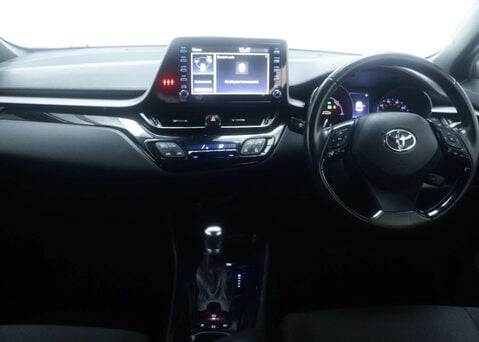 Toyota C-HR 1.8 C-HR Icon HEV CVT 5dr 17