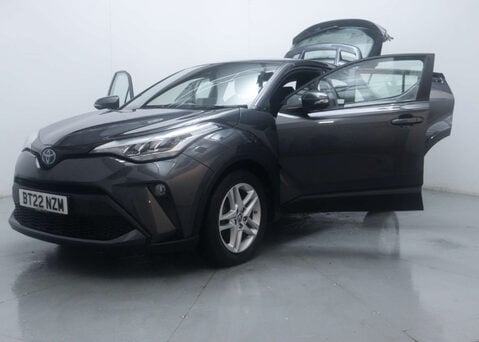 Toyota C-HR 1.8 C-HR Icon HEV CVT 5dr 45