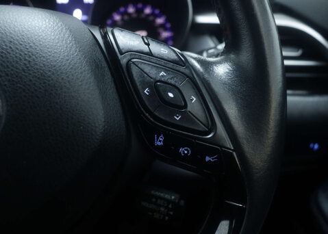 Toyota C-HR 1.8 C-HR Icon HEV CVT 5dr 30