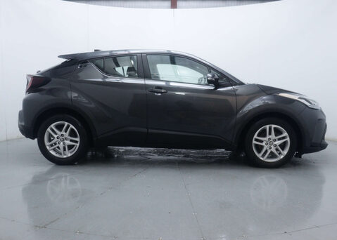 Toyota C-HR 1.8 C-HR Icon HEV CVT 5dr 10