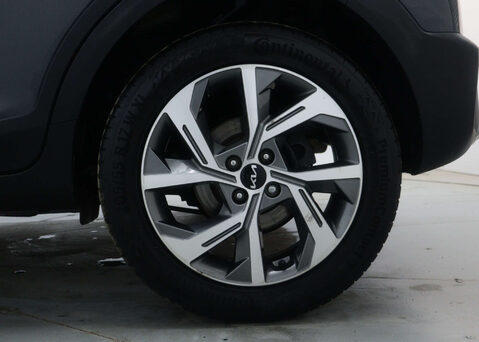 Kia Stonic 1.0 Stonic GT-Line ISG MHEV Semi-Auto 5dr 16