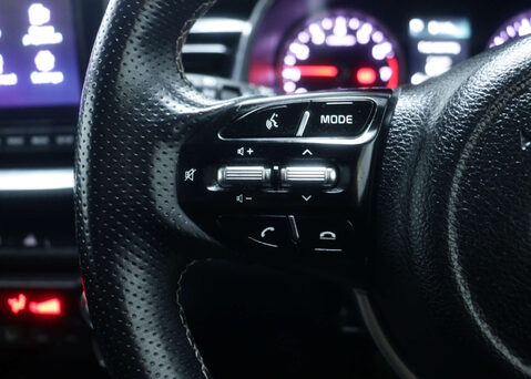 Kia Stonic 1.0 Stonic GT-Line ISG MHEV Semi-Auto 5dr 35