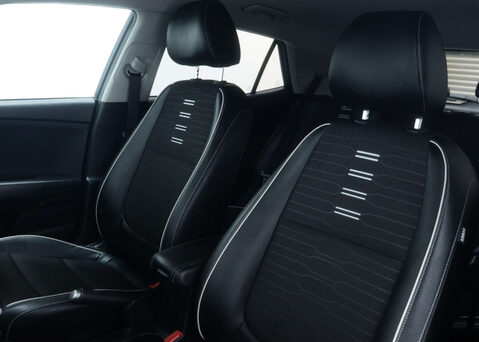 Kia Stonic 1.0 Stonic GT-Line ISG MHEV Semi-Auto 5dr 46