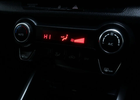 Kia Stonic 1.0 Stonic GT-Line ISG MHEV Semi-Auto 5dr 31