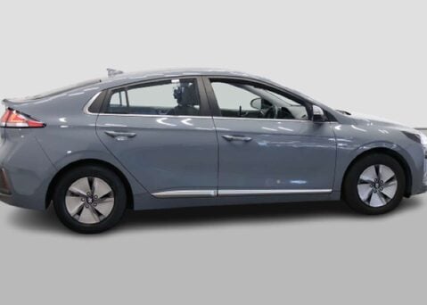 Hyundai IONIQ 1.6 IONIQ Premium FHEV Semi-Auto 5dr 11