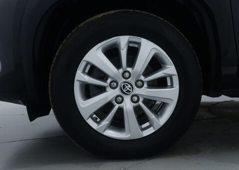 Toyota Yaris Cross 1.5 Yaris Cross Icon HEV Auto 5dr 15