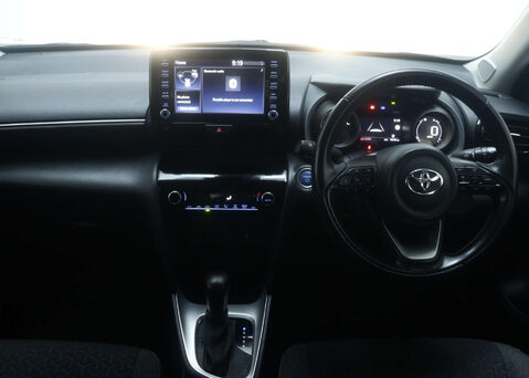 Toyota Yaris Cross 1.5 Yaris Cross Icon HEV Auto 5dr 19