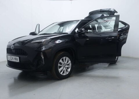 Toyota Yaris Cross 1.5 Yaris Cross Icon HEV Auto 5dr 48