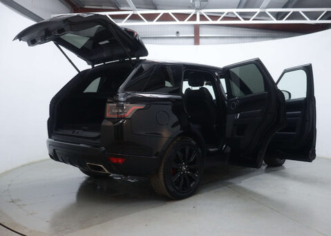 Land Rover Range Rover Sport 2.0 Range Rover Sport HSE Dynamic Black P400e Auto 4WD 5dr 69