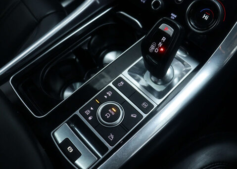 Land Rover Range Rover Sport 2.0 Range Rover Sport HSE Dynamic Black P400e Auto 4WD 5dr 39