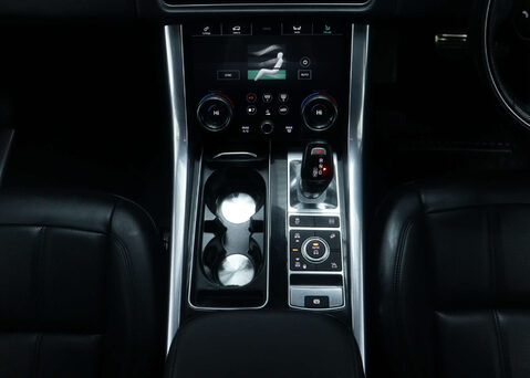 Land Rover Range Rover Sport 2.0 Range Rover Sport HSE Dynamic Black P400e Auto 4WD 5dr 20