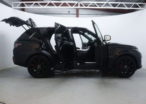 Land Rover Range Rover Sport 2.0 Range Rover Sport HSE Dynamic Black P400e Auto 4WD 5dr 63