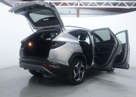 Hyundai TUCSON 1.6 Tucson Premium TGDi PHEV 4x4 Auto 4WD 5dr 60