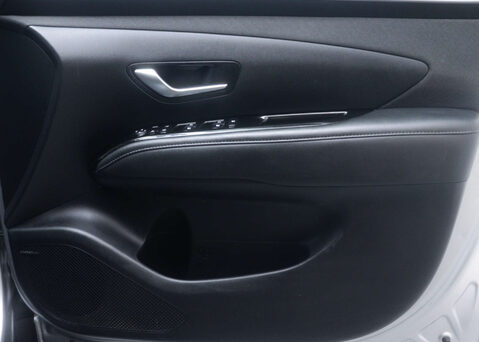 Hyundai TUCSON 1.6 Tucson Premium TGDi PHEV 4x4 Auto 4WD 5dr 46