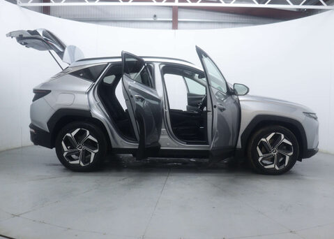 Hyundai TUCSON 1.6 Tucson Premium TGDi PHEV 4x4 Auto 4WD 5dr 61