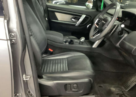 Land Rover Discovery Sport 1.5 Discovery Sport Dynamic SE PHEV A 4WD 5dr 12