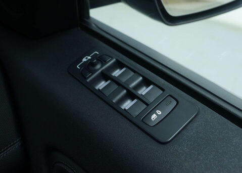 Land Rover Discovery Sport 1.5 Discovery Sport Dynamic SE PHEV A 4WD 5dr 45