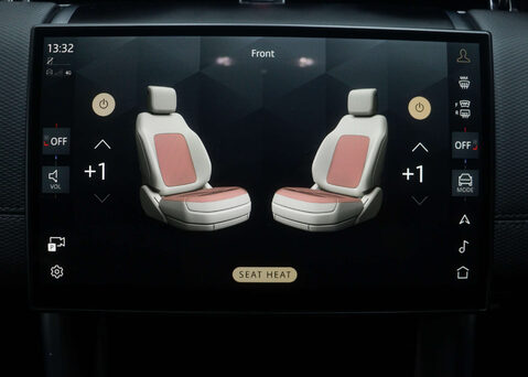 Land Rover Discovery Sport 1.5 Discovery Sport Dynamic SE PHEV A 4WD 5dr 27