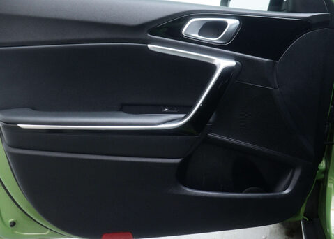 Kia Xceed 1.6 XCeed 3 PHEV Semi-Auto 5dr 52