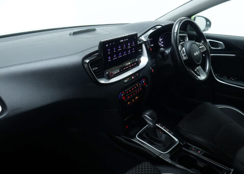 Kia Xceed 1.6 XCeed 3 PHEV Semi-Auto 5dr 49