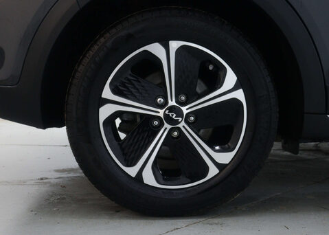 Kia Xceed 1.6 XCeed 3 PHEV Semi-Auto 5dr 13