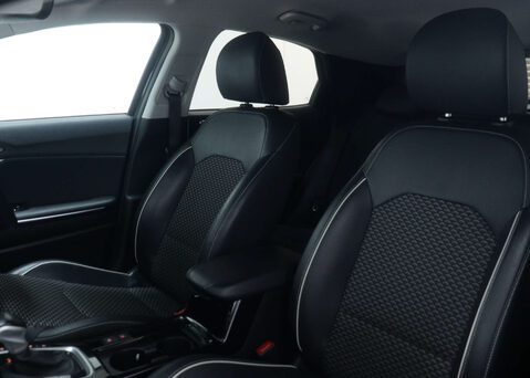 Kia Xceed 1.6 XCeed 3 PHEV Semi-Auto 5dr 49
