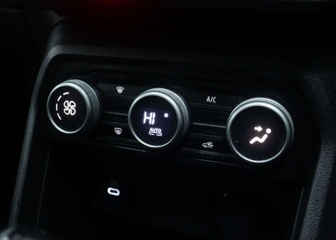 Dacia Sandero 1.0 Sandero Journey TCE Auto 5dr 26