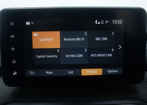 Dacia Sandero 1.0 Sandero Journey TCE Auto 5dr 19